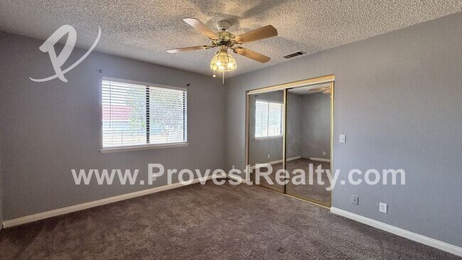 Building Photo - 14945 Flathead Rd