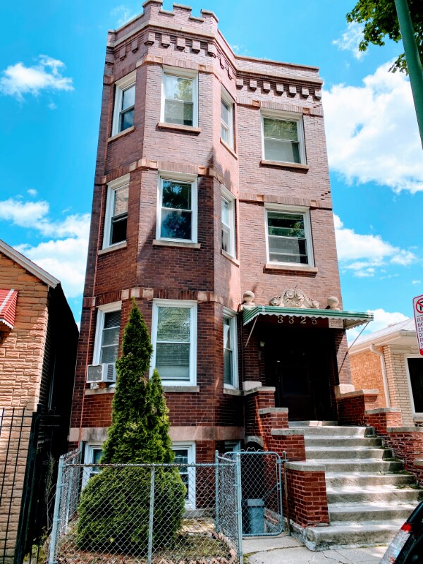 Building Photo - 3325 S Emerald Ave