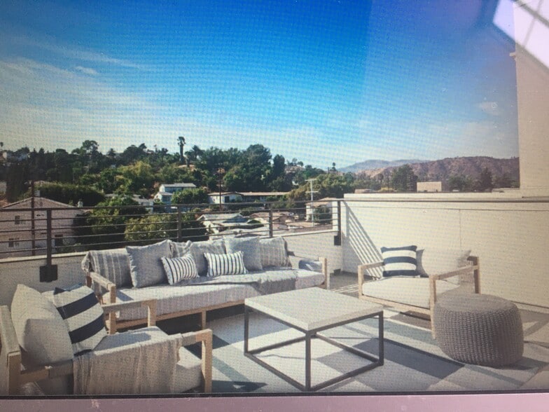 Building Photo - 4515 Hazel Ln