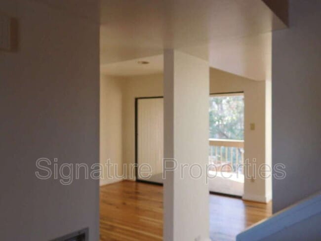 Building Photo - 10192 Iron Mill Rd