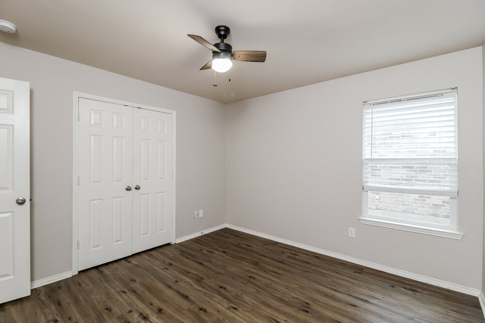 Building Photo - 1844 Thorntree Ln