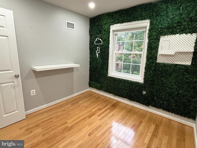 Building Photo - 784 Princeton Pl