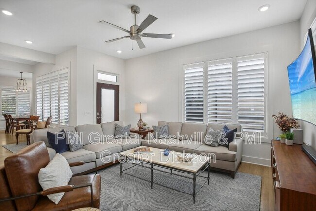 Building Photo - 520 Southgate Ave