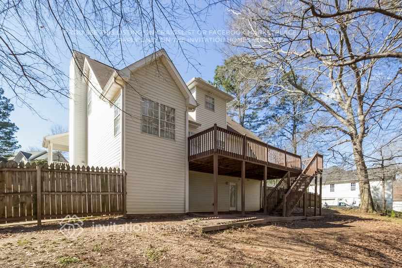 Building Photo - 4420 Elmhurst Ln