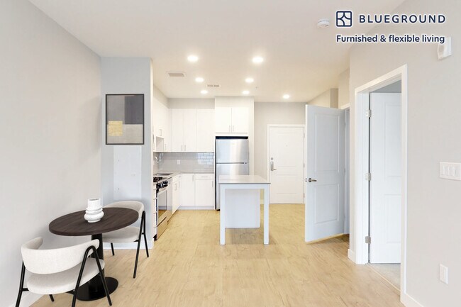 Building Photo - 861 Broadway-SI FL1-ID6183A