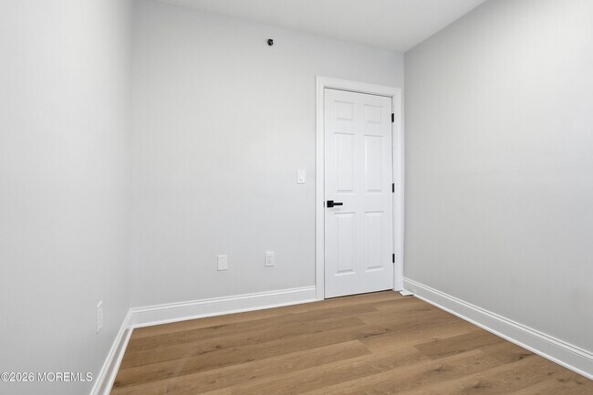 Building Photo - 115 Remsen Ave