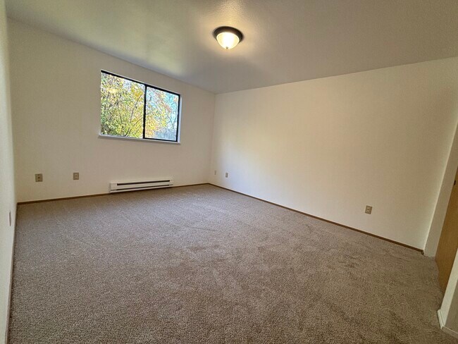 Building Photo - 2638 Cascade Trail