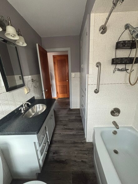 Bathroom - 2509 Covert Ave