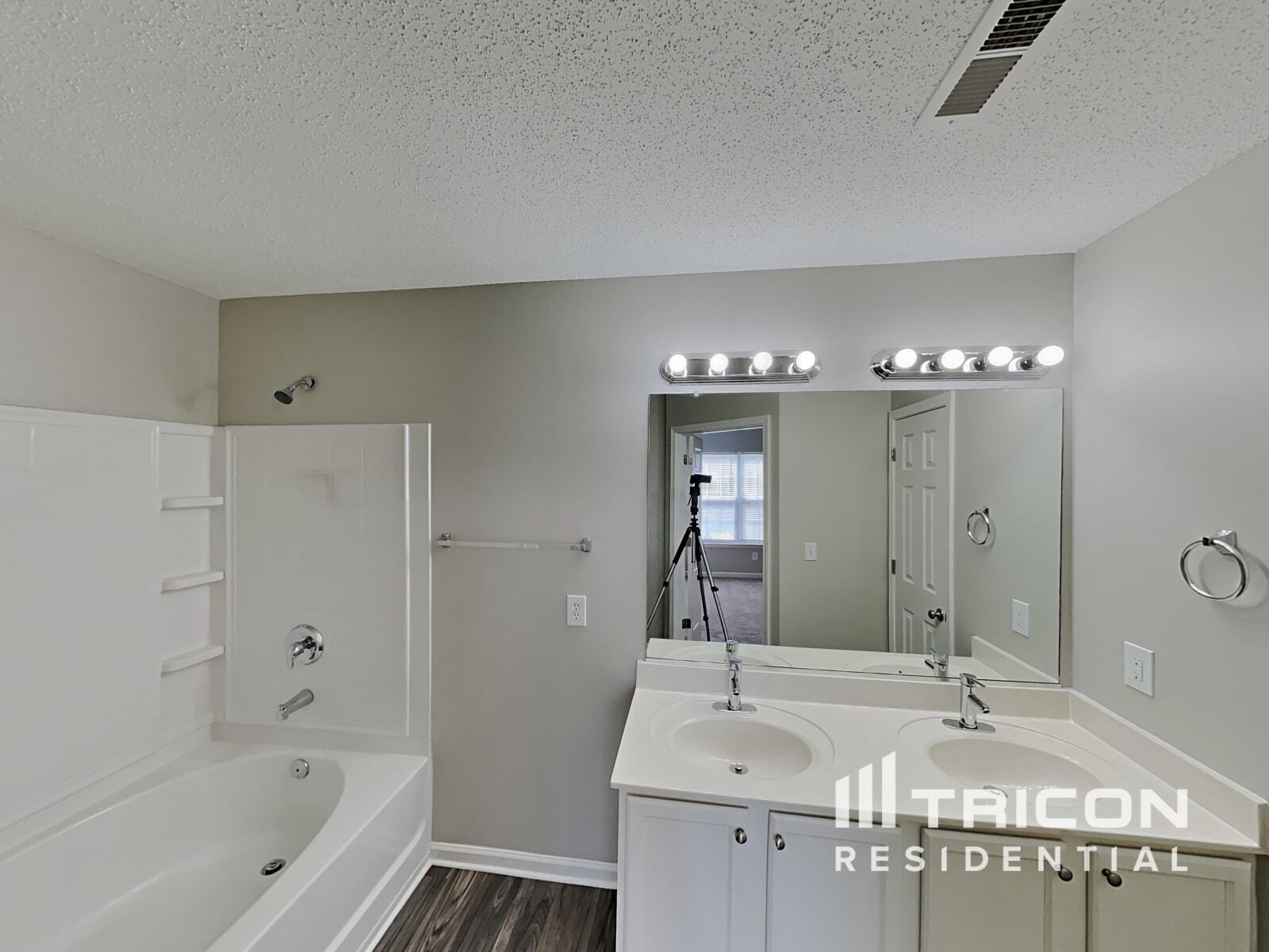 Building Photo - 5040 Liberty Hall Cir