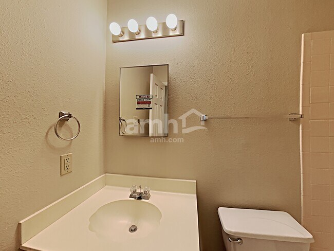 Building Photo - 8335 Tavern Pt