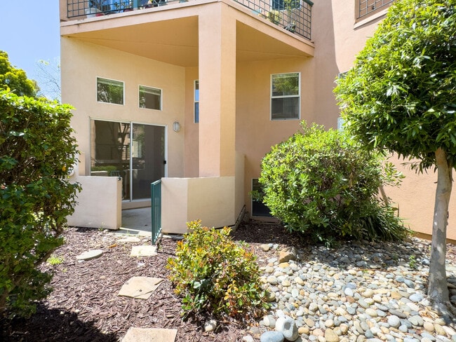 Building Photo - 979 Asilomar Terrace