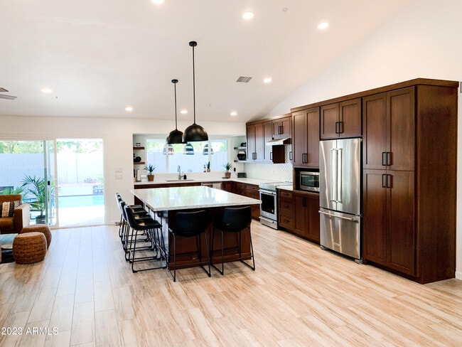 Building Photo - 9067 E Larkspur Dr