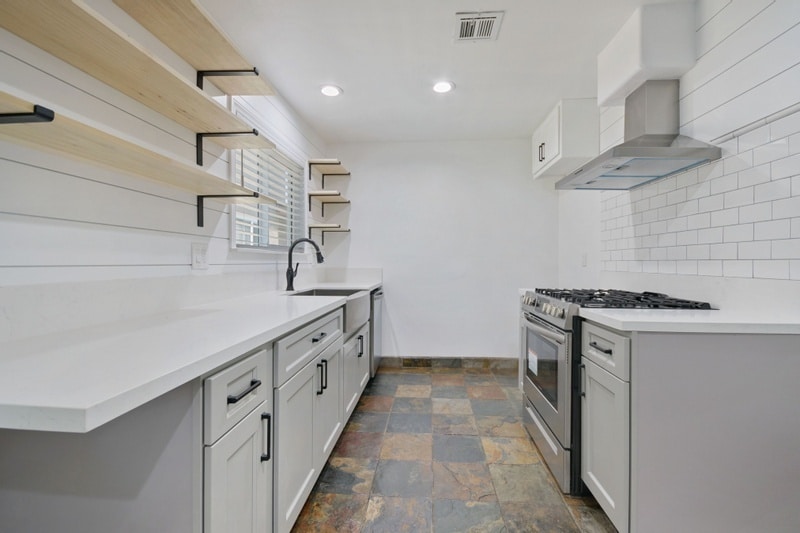 Building Photo - 3948 W 178th St