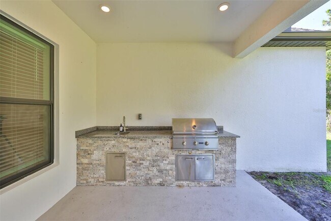 Building Photo - 13148 Oldenburg Dr
