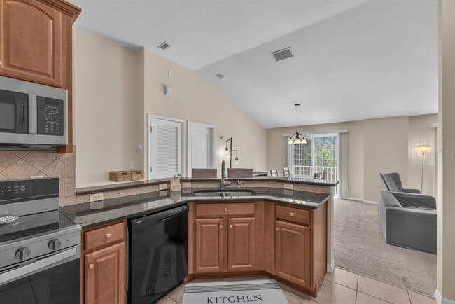 Building Photo - 7001 Interbay Blvd