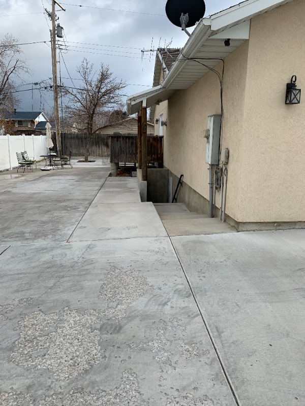 Building Photo - 1642 East Fort Union Blvd