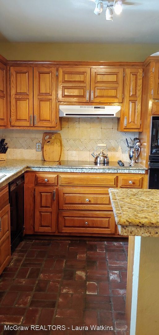 Building Photo - 4 br, 3 bath House - 8826 E. 91st Place