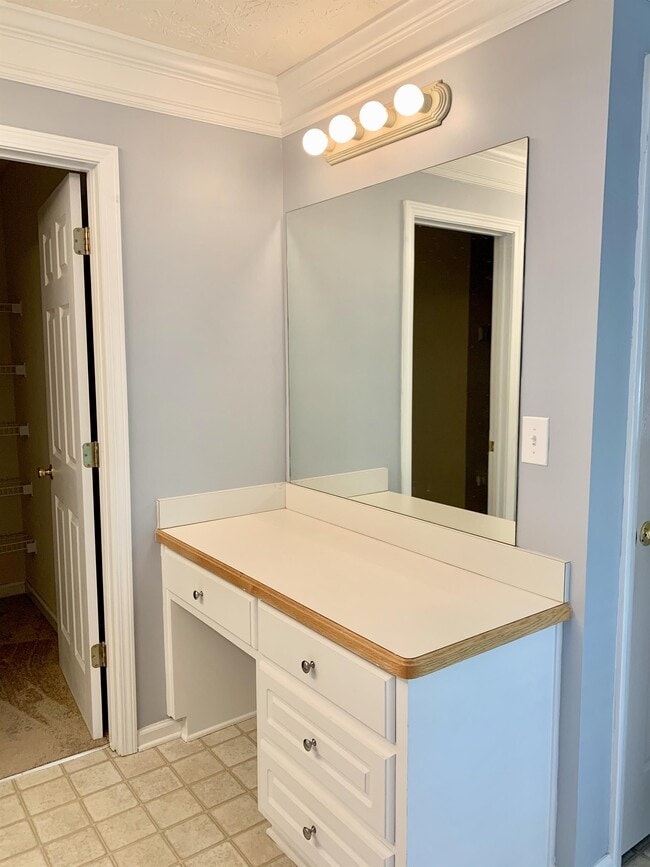 Building Photo - 4442 Keenly Valley Dr NE