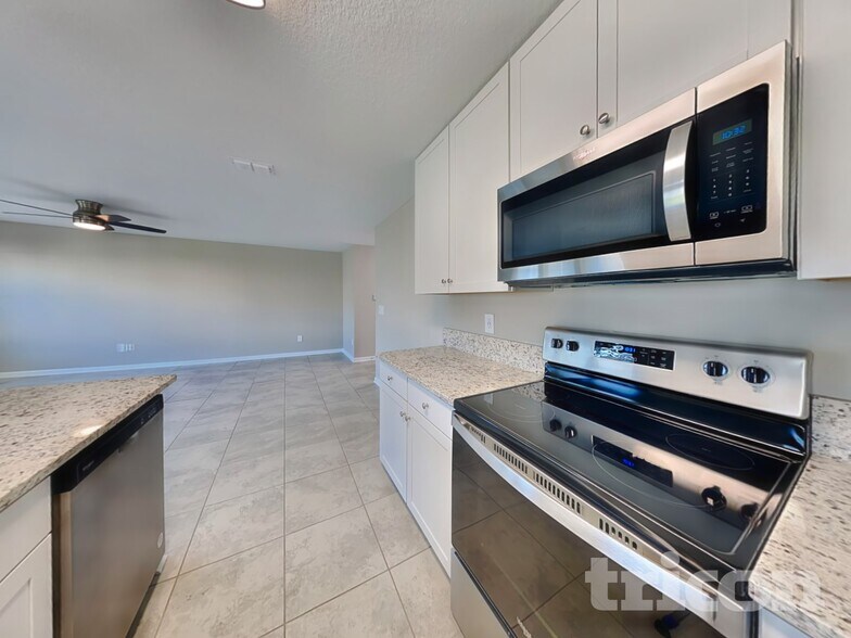 Building Photo - 56 Raphael Ln