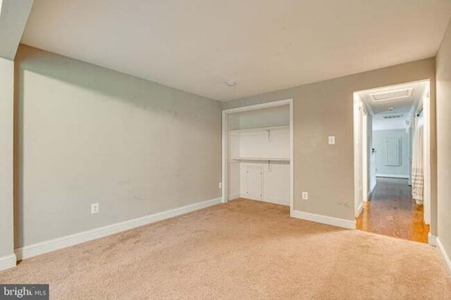 Building Photo - 3757 Hunting Creek Rd