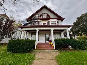 Building Photo - 2109 Washington Ave