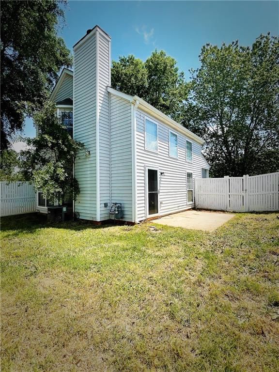 Building Photo - 2715 Barnwood Crossing NW