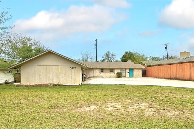 Building Photo - 5412 Manor Rd