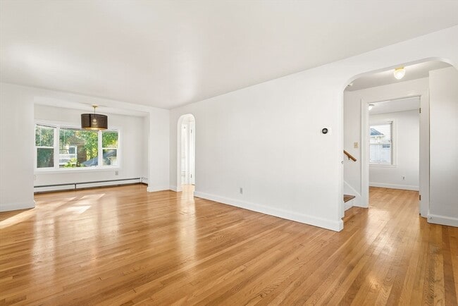Building Photo - 34 Nilsen Ave