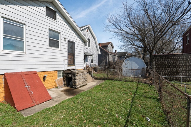 Building Photo - 407 Baltimore Ave