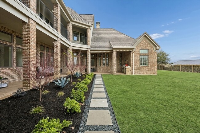Building Photo - 2032 Courtland Drive
