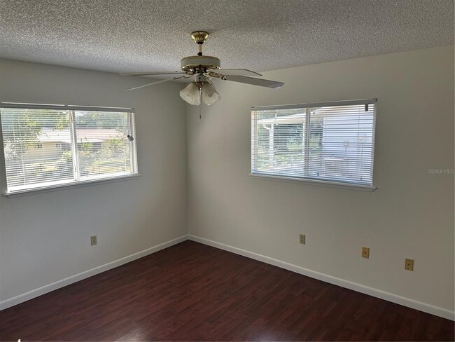 Building Photo - 11143 SW 78th Ave