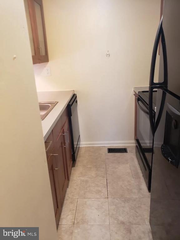 Building Photo - 150 Oberlin Terrace