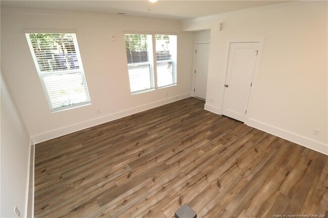 Building Photo - 110 Byrum St