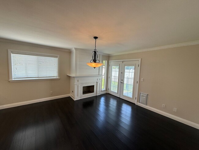 Building Photo - Beautiful home in Oxnard, CA