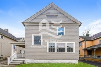 Building Photo - 31 Fair Pl