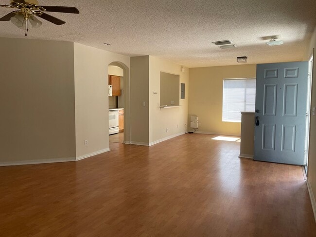 Building Photo - 4102 Waterside Island Ct