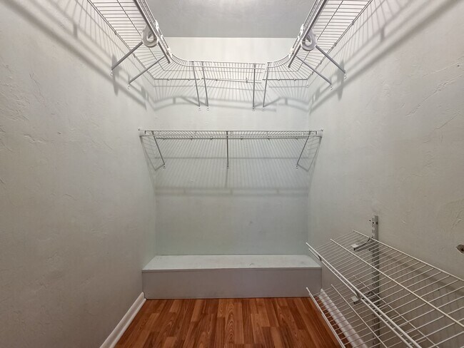 Building Photo - Beautiful 3/2 in Springtree