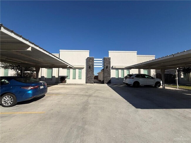 Building Photo - 34 Golden Nugget