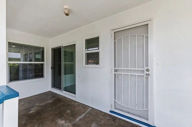 Building Photo - 3907 Donald Ave