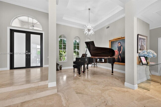 Building Photo - 2538 Montclaire Ct