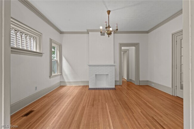 Building Photo - 1372 Bonnieview Ave