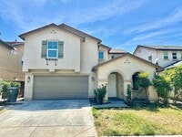 Building Photo - Newly Built Madera 4/3
