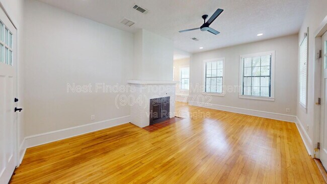 Building Photo - 1108 Landon Ave