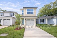 Building Photo - 9027 Cocoa Ave