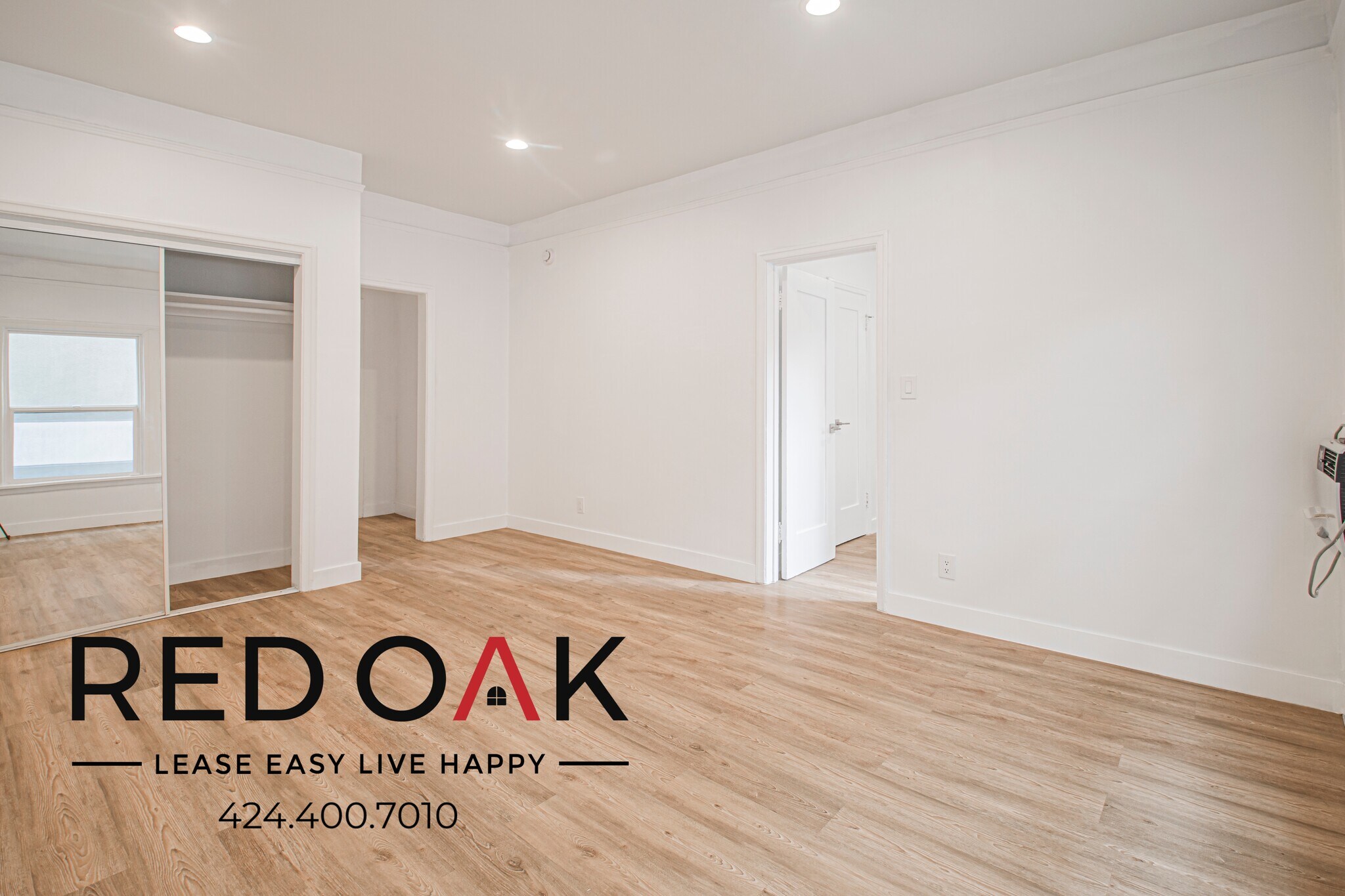 Building Photo - 1818 Whitley Ave