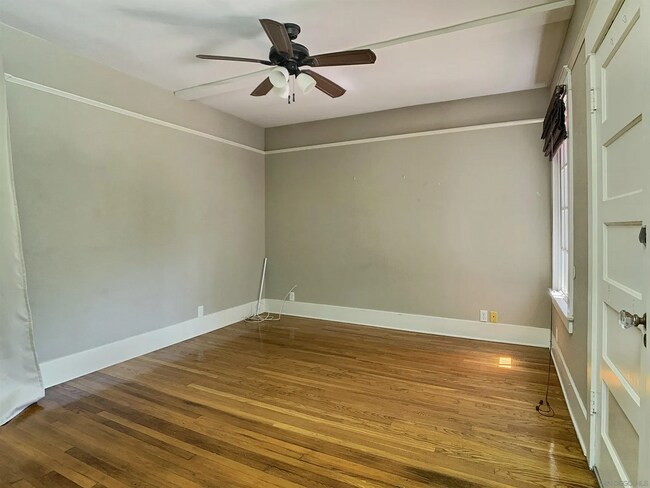 Building Photo - Charming Home with Prime Location & Ample Living Space