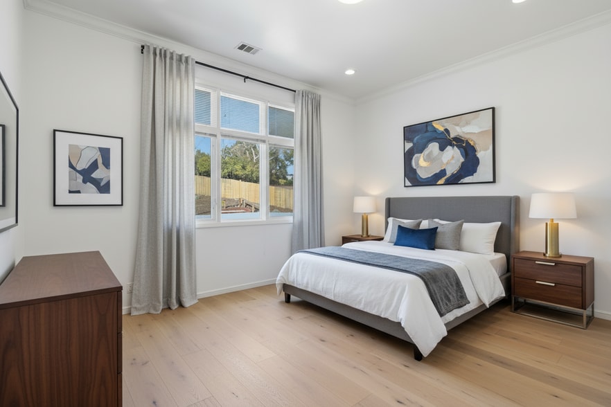 Building Photo - 544 Sunset Way