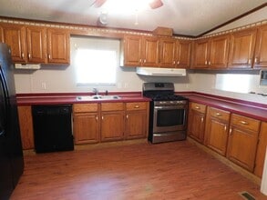 Building Photo - 482 Kelly Springs Rd