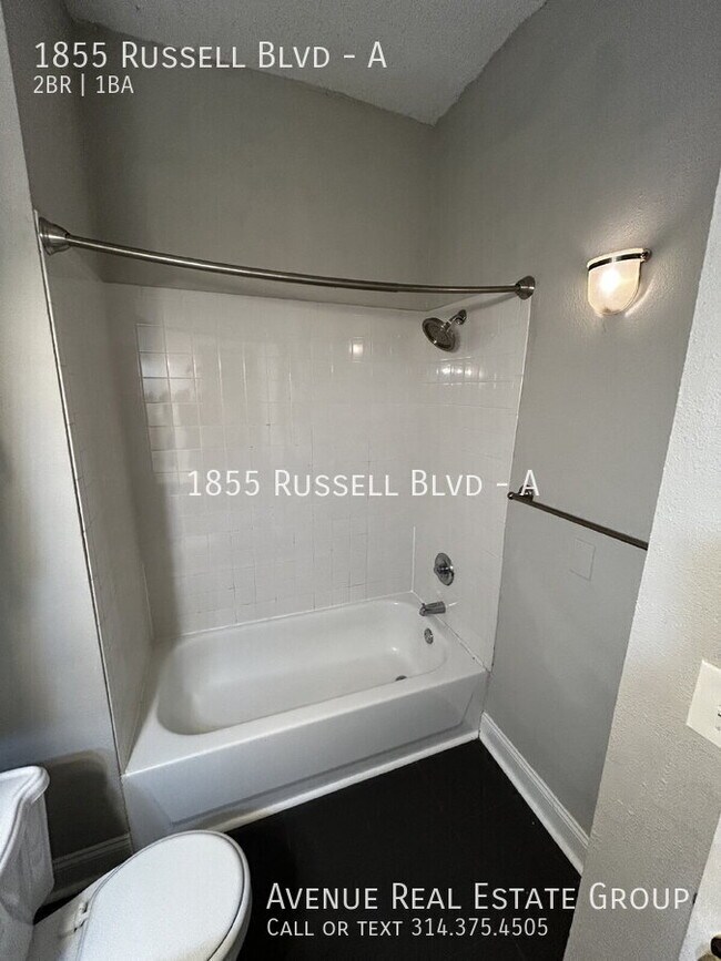 Building Photo - 1855 Russell Blvd