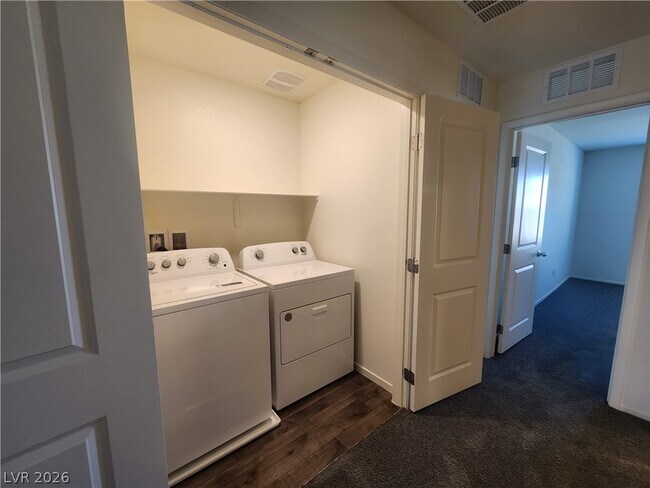 Building Photo - 7885 Sailor Sam Ave